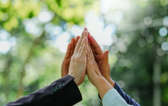 Business professionals collaborating on inquiry process